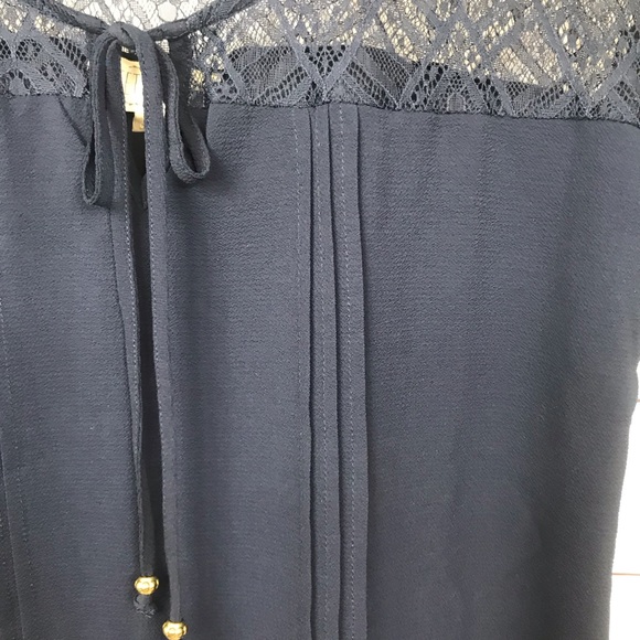 Blue Lace Top Womens Blouse Teardrop Neck Size L - Picture 2 of 6